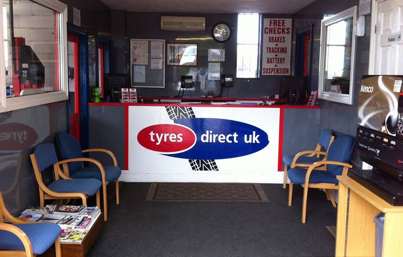Tyres Direct UK reception (Patchway)